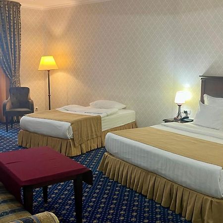 Grand Hotel Victory Актау Екстер'єр фото