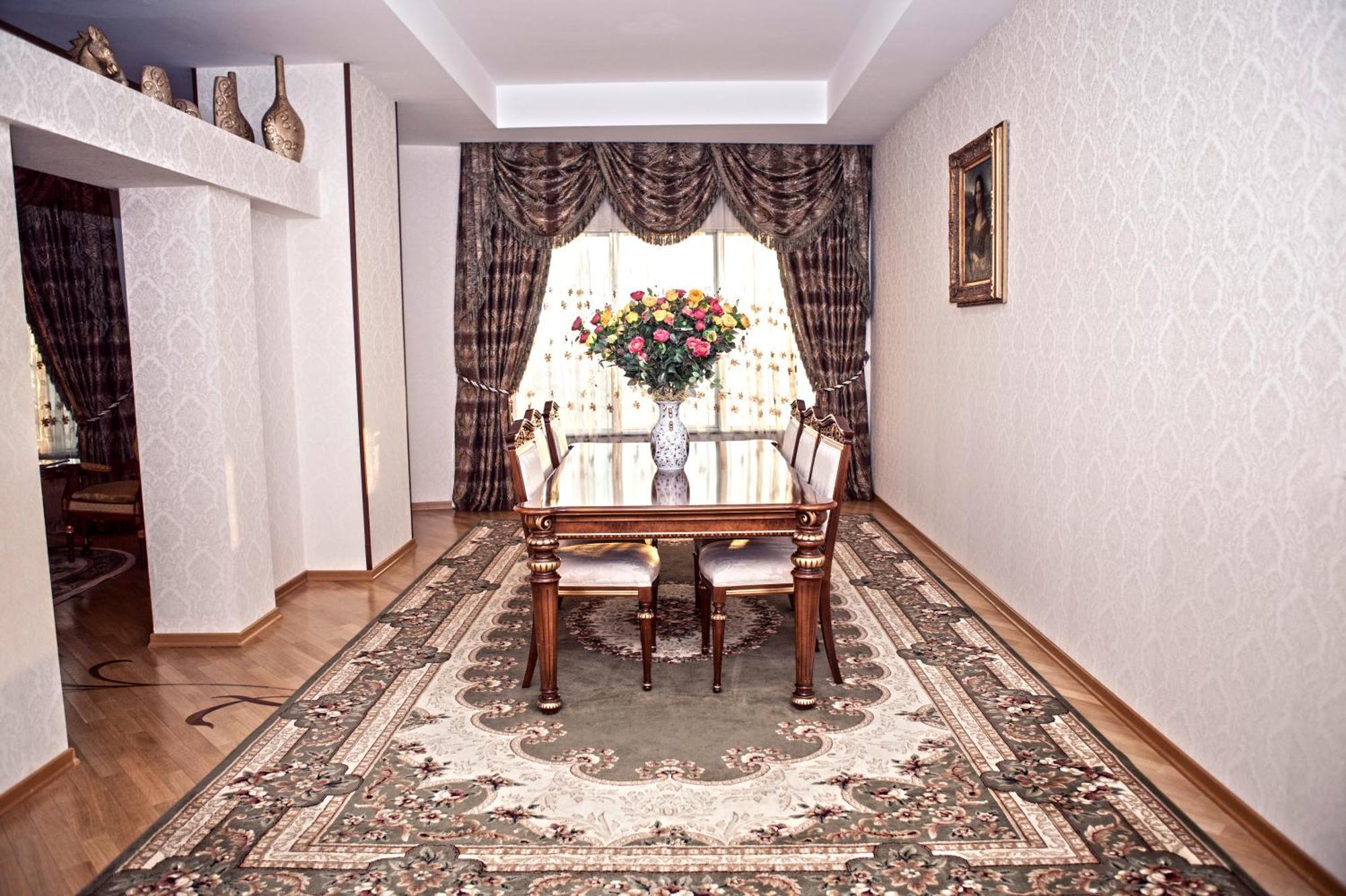 Grand Hotel Victory Актау Екстер'єр фото A dining room